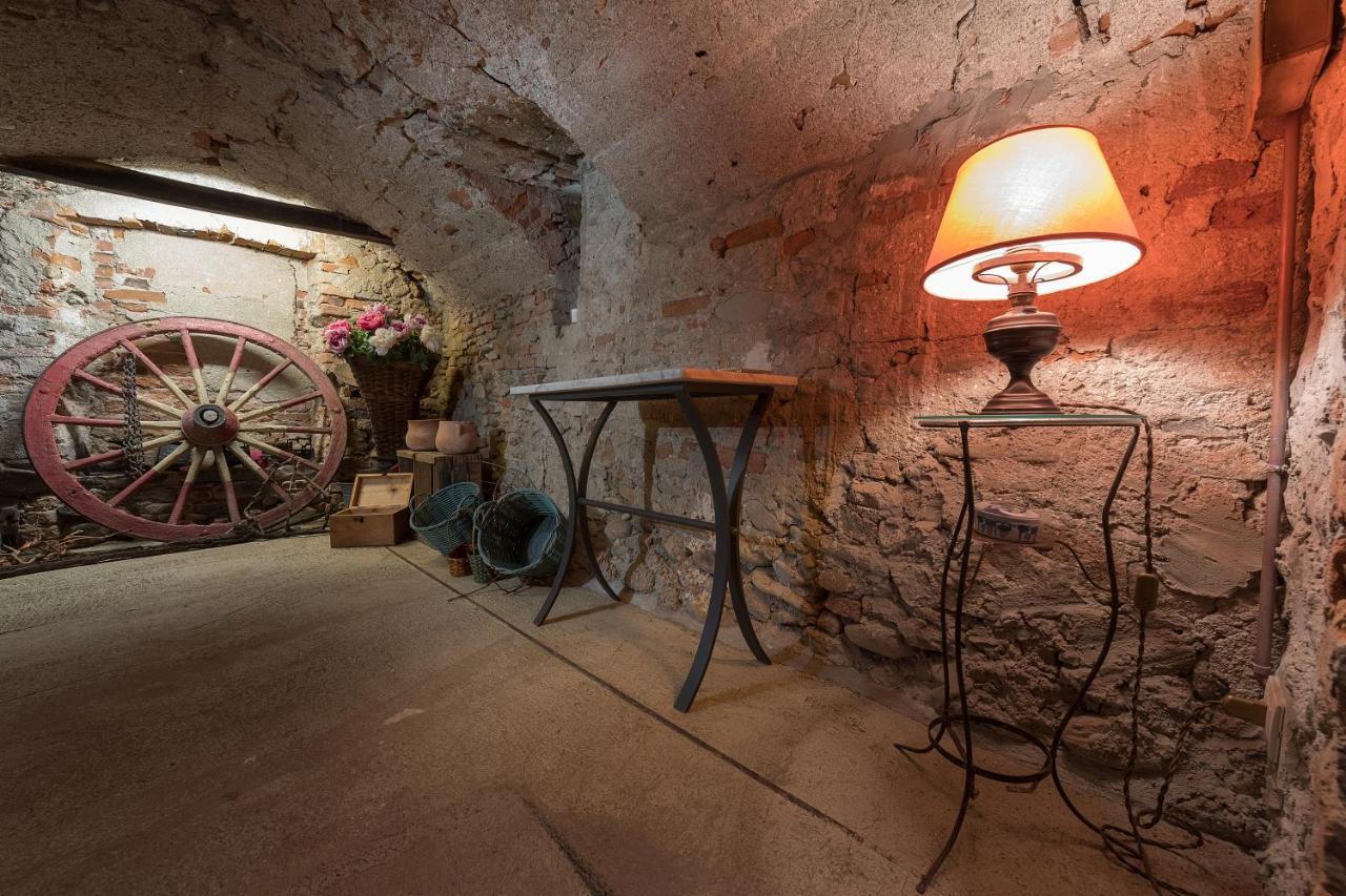 Le Case di Angelina - Langhe Loft&Suites Farigliano Esterno foto